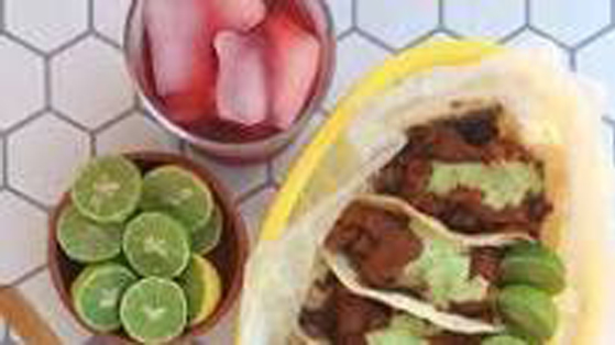Tacos-de-chicharrn-guisadoL